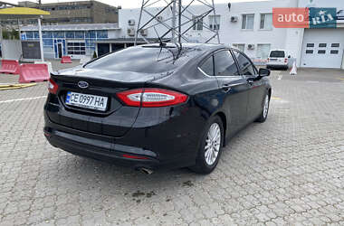 Седан Ford Fusion 2016 в 