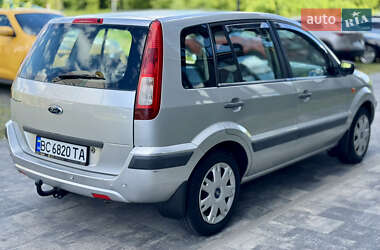 Хэтчбек Ford Fusion 2007 в 