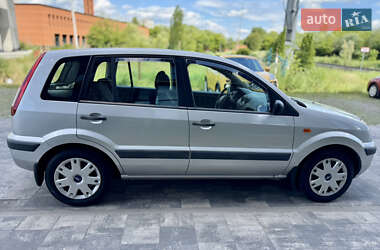 Хэтчбек Ford Fusion 2007 в 