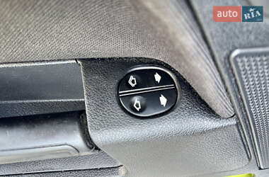 Хэтчбек Ford Fusion 2007 в 