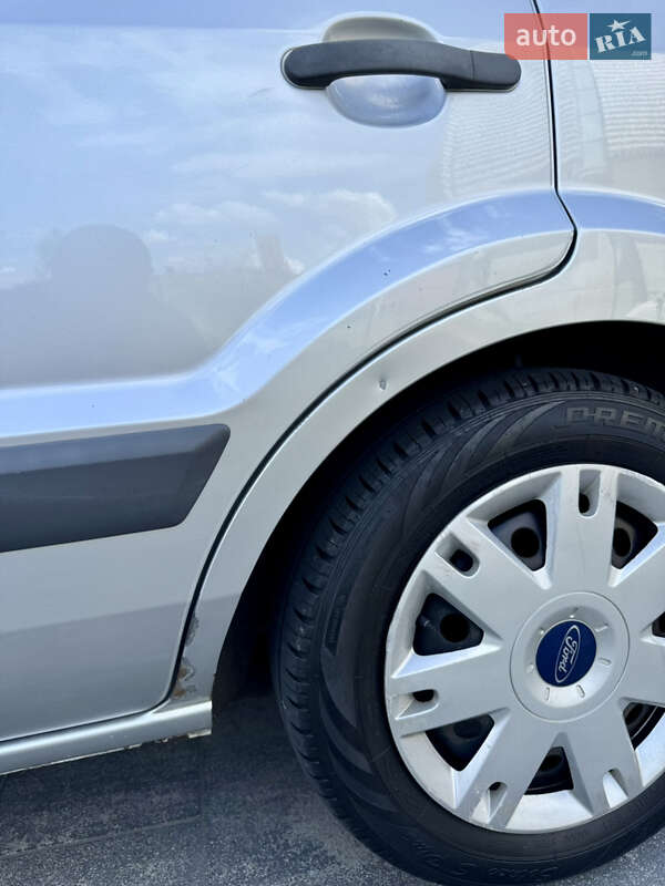 Хэтчбек Ford Fusion 2007 в Львове