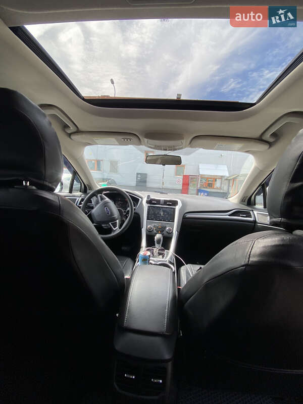 Седан Ford Fusion 2014 в Києві