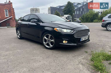 Седан Ford Fusion 2014 в 