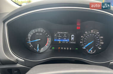 Седан Ford Fusion 2014 в 