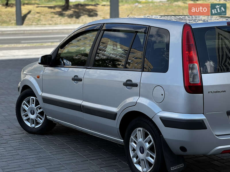 Хэтчбек Ford Fusion 2007 в Днепре