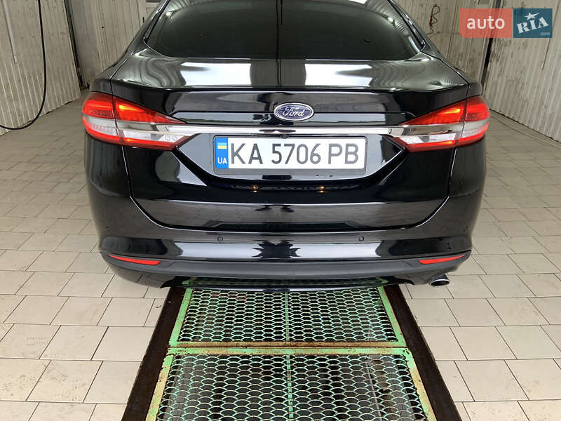 Седан Ford Fusion 2018 в Жашкове