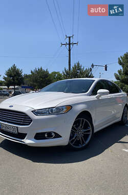 Седан Ford Fusion 2015 в Одесі