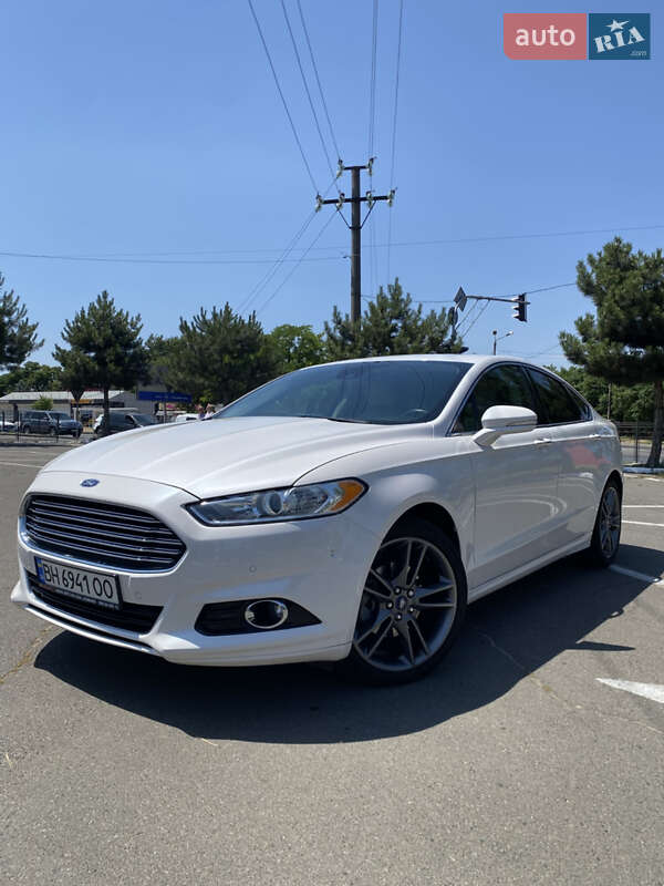 Ford Fusion 2015