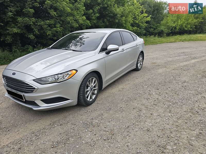 Седан Ford Fusion 2016 в Чорткові