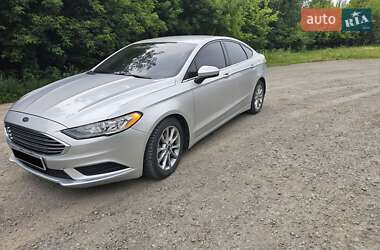 Седан Ford Fusion 2016 в 