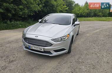 Седан Ford Fusion 2016 в 