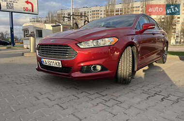 Седан Ford Fusion 2014 в 