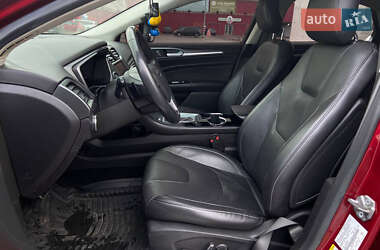 Седан Ford Fusion 2014 в 