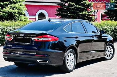 Седан Ford Fusion 2020 в Днепре