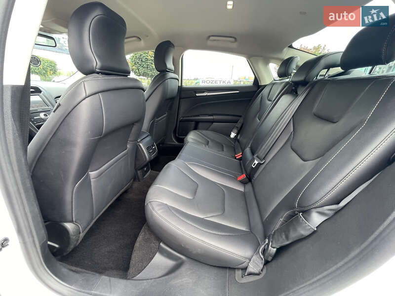Седан Ford Fusion 2018 в Киеве