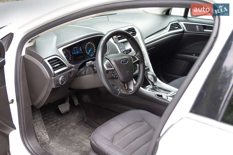 Седан Ford Fusion 2014 в Тернополе