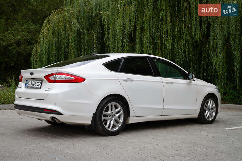 Седан Ford Fusion 2014 в Тернополе