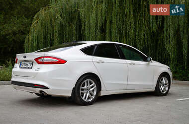 Седан Ford Fusion 2014 в 
