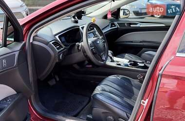 Седан Ford Fusion 2014 в 