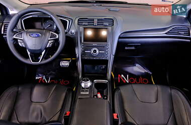 Седан Ford Fusion 2019 в 