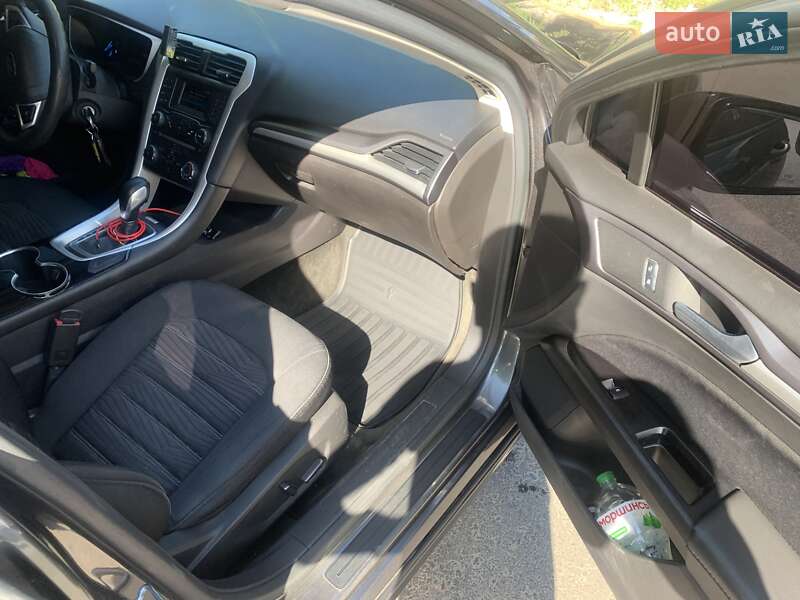 Седан Ford Fusion 2015 в Николаеве