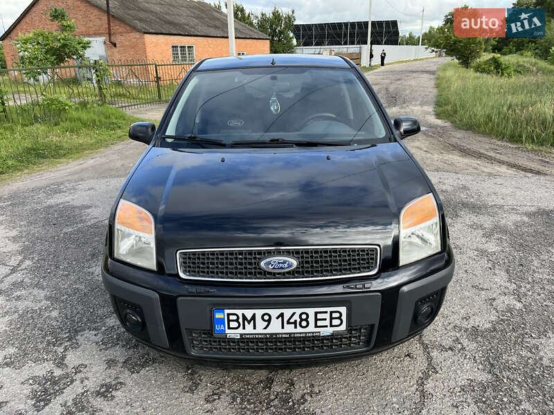Хетчбек Ford Fusion 2005 в 
