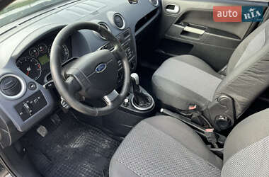 Хетчбек Ford Fusion 2005 в 