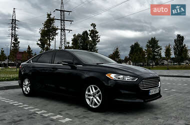 Седан Ford Fusion 2014 в 
