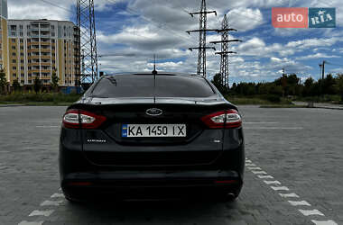 Седан Ford Fusion 2014 в 