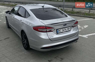 Седан Ford Fusion 2017 в 