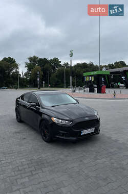Седан Ford Fusion 2014 в 