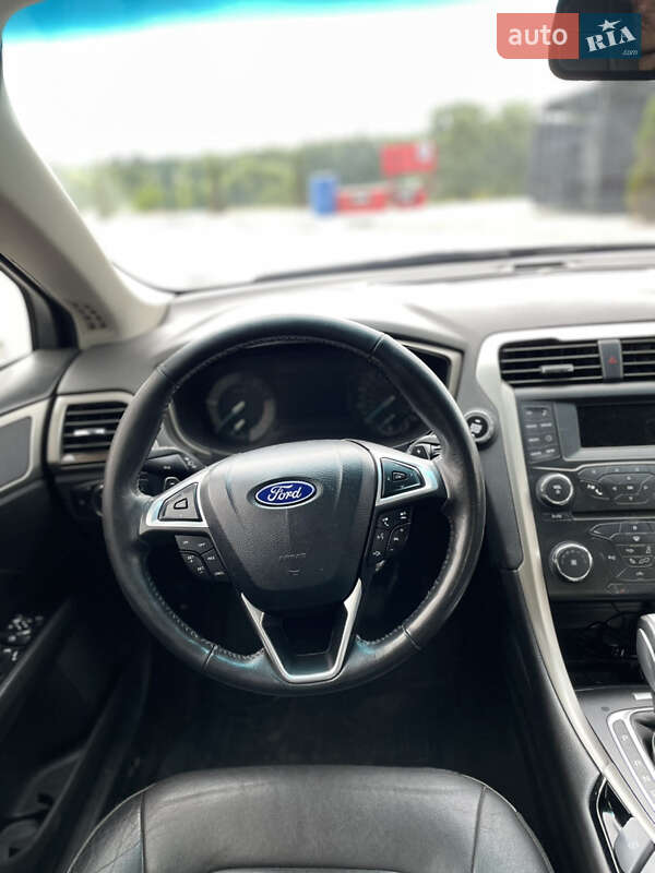 Седан Ford Fusion 2014 в Виннице