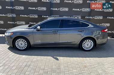 Седан Ford Fusion 2014 в 