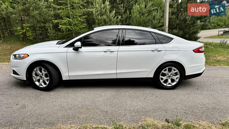 Седан Ford Fusion 2015 в Тернополе