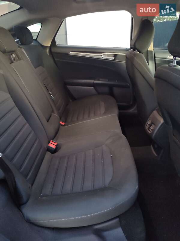 Седан Ford Fusion 2019 в Новомосковске фото 22 Седан Ford Fusion 2019 в Новомосковске