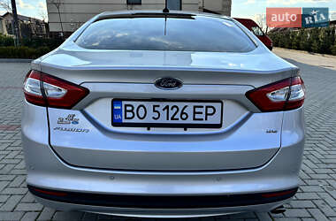 Седан Ford Fusion 2015 в 