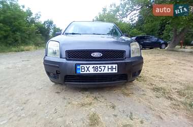 Хетчбек Ford Fusion 2002 в 