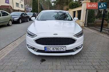 Седан Ford Fusion 2017 в Львове