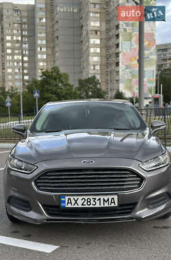 Седан Ford Fusion 2012 в 