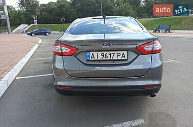 Седан Ford Fusion 2014 в 