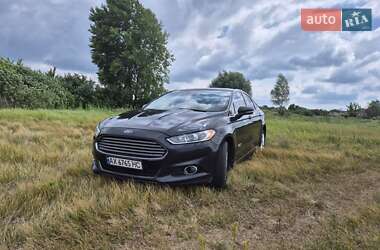 Седан Ford Fusion 2013 в 