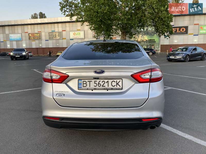 Седан Ford Fusion 2015 в Одессе
