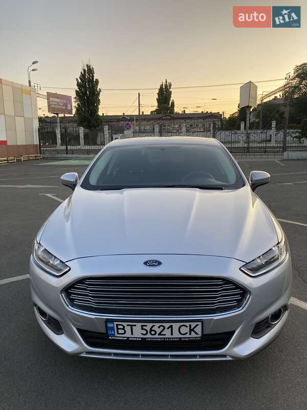 Седан Ford Fusion 2015 в Одессе