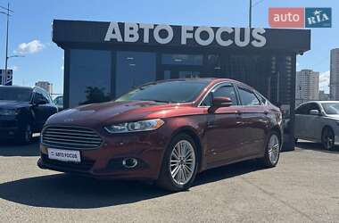 Седан Ford Fusion 2015 в 