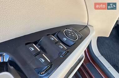 Седан Ford Fusion 2015 в 