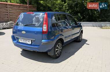 Хэтчбек Ford Fusion 2008 в 