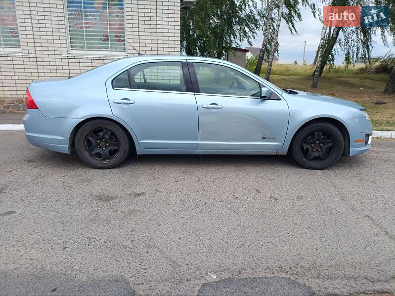 Седан Ford Fusion 2010 в Києві