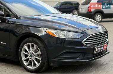 Седан Ford Fusion 2017 в 