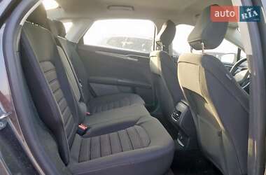Седан Ford Fusion 2020 в 