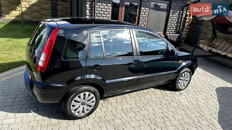 Хэтчбек Ford Fusion 2009 в Луцке